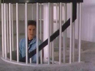 Blown larg 1993: falas i famshëm porno mov ae