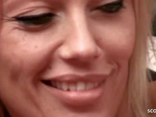 Nemke velika joški milf kada pri kumara velika gred switch
