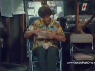 葡萄收穫期 臟 電影 mov 滑稽模仿 從 1972, 免費 性交 x 額定 視頻 mov 07