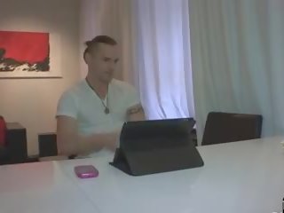 Evropský gf chycený podvod a potrestán, pohlaví film d3