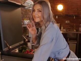 Vegan eva elfie is hungry for my timun: free dhuwur definisi adult film f1