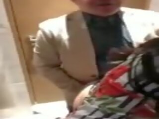 Indiýaly ofis lady fucked with başlyk in ofis washroom