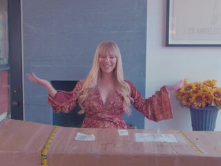 Tasha reign unboxes her replica love gurjak - sikiş film star x rated film gurjak