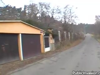 Giving zartyldap maýyrmak agzyňa almak in jemagat öňünde delights honey
