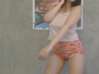 Charming seductress on webkamera, mugt mugt on iphone xxx film film clip 70
