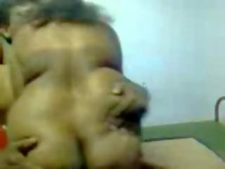 Desi marriageable aunty in red saree fuking wid damsel