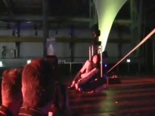 Alison Star Live Strop on Stage in Munich: Free x rated film af