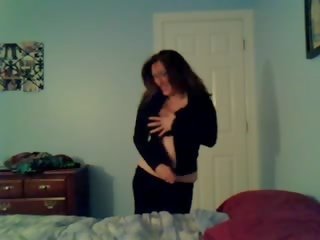 Voluptuous perizada seductive striptease