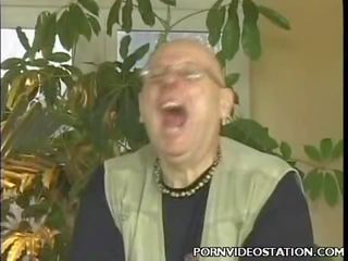 Breasty adulti video stella eccitazione