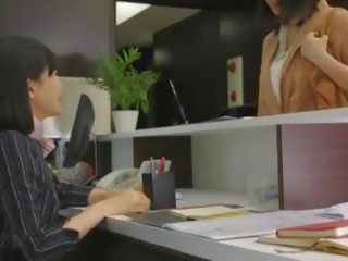 Jepang kantor mengisap penis, gratis air mani di mulut kotor film film 88