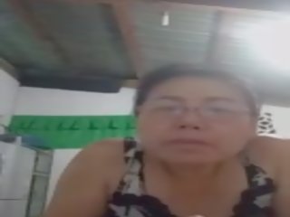 Marriageable Thai streetwalker Showing Her Body, Free adult video c4
