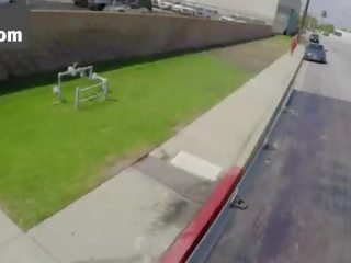 性感 金發 口交 一 大 成員 在 一 tow truck