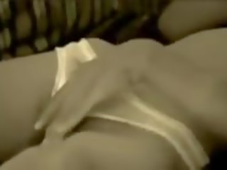 Masturbare in letto: gratis 60 fps x nominale film film 73