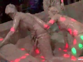 Mud zápas holky