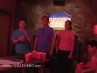 Kolese groupsex penetrate at the katelu