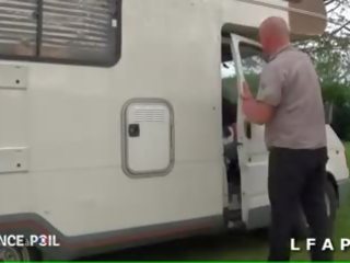 Prime francaise baisee dans un camping ar