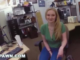 Xxxpawn - questo giovane femmina è pazzo a suo amante e lei vuole r&period;&excl; sean senza legge è qui a aiuto