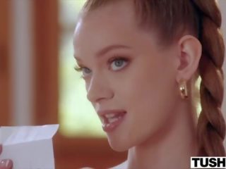Tushy anal-loving kecil mungil camgirl erin menggoda kawin orang