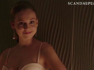 Ester exposito ýalaňaç xxx video movie scene in ajaýyp on scandalplanet